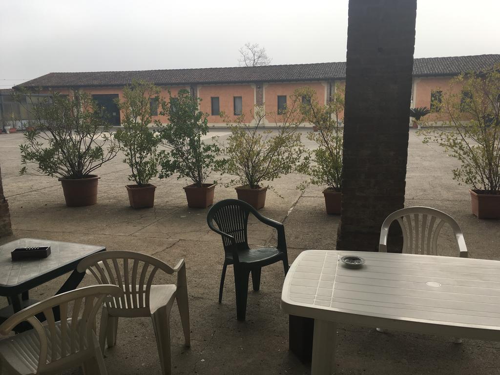 Le Magnolie Agriturismo Verolanuova Buitenkant foto