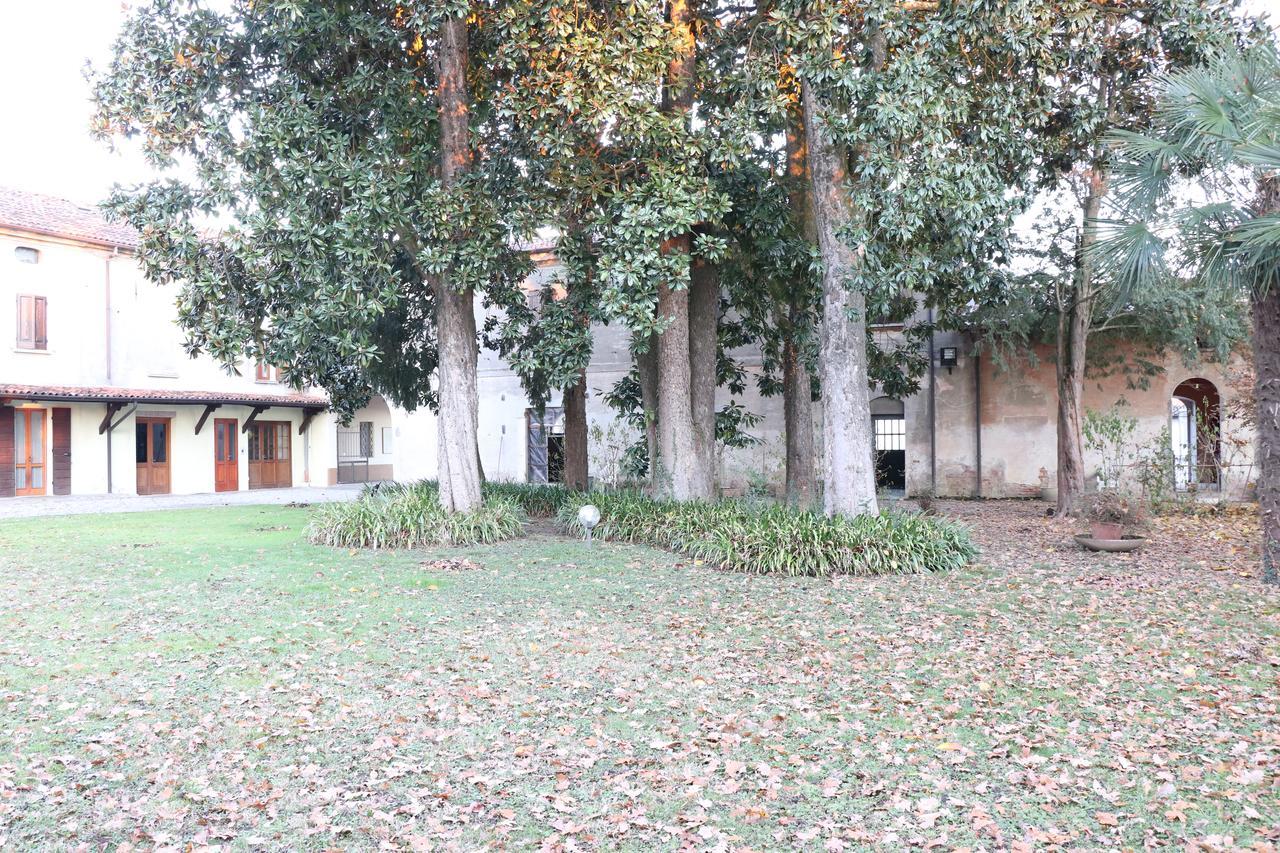 Le Magnolie Agriturismo Verolanuova Buitenkant foto